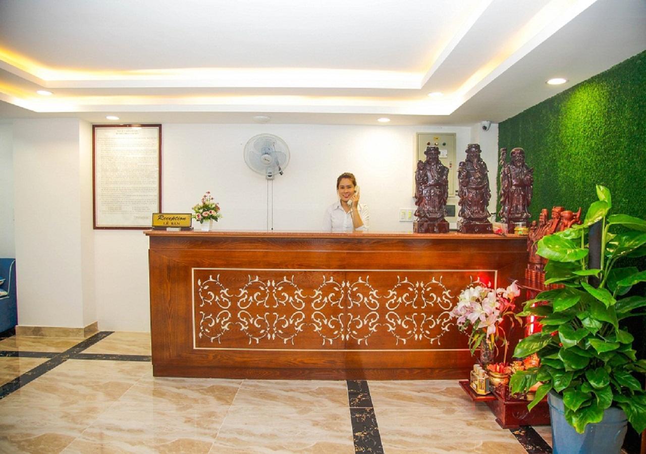 Bin Star Hotel Da Nang Esterno foto