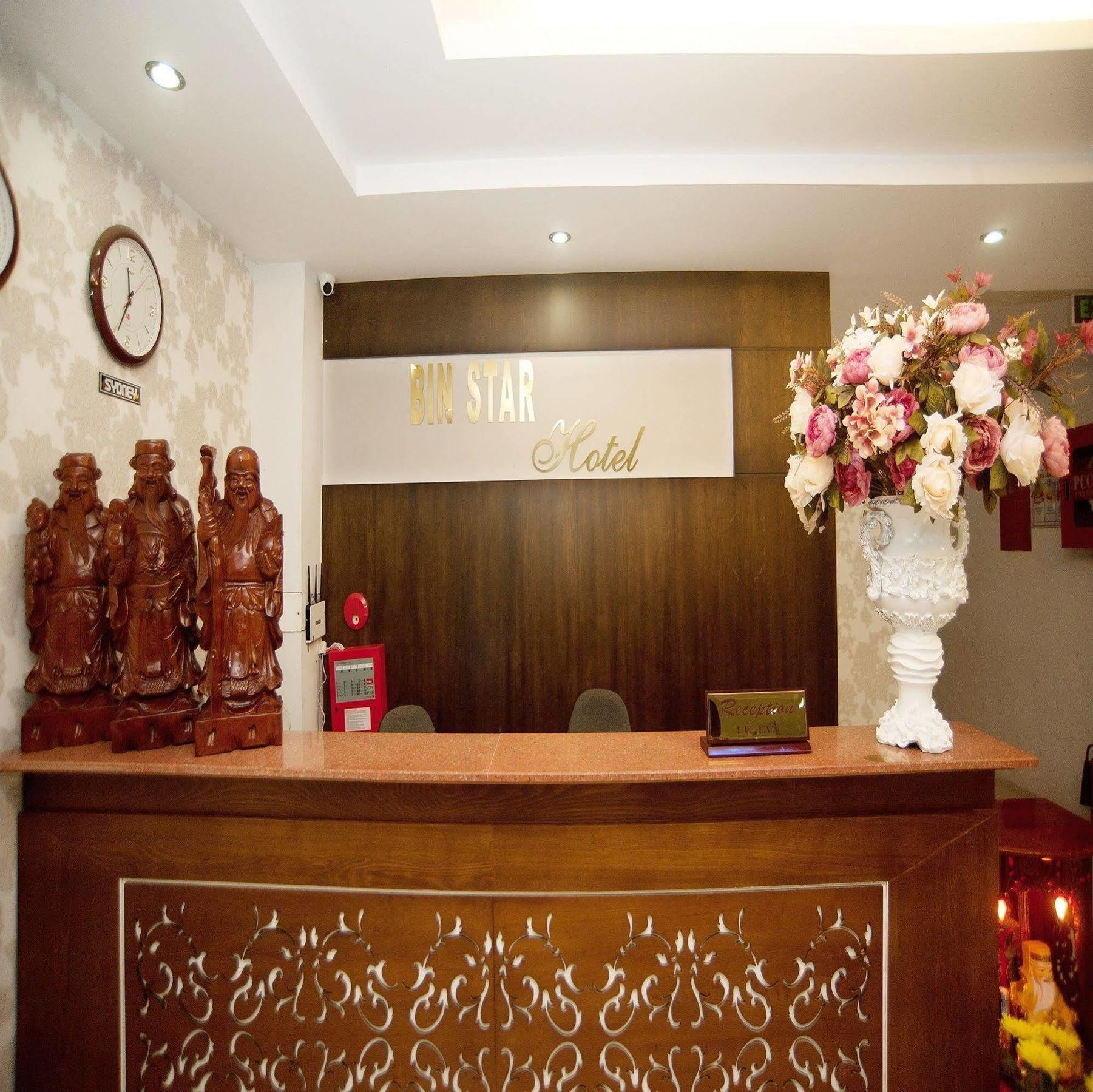 Bin Star Hotel Da Nang Esterno foto