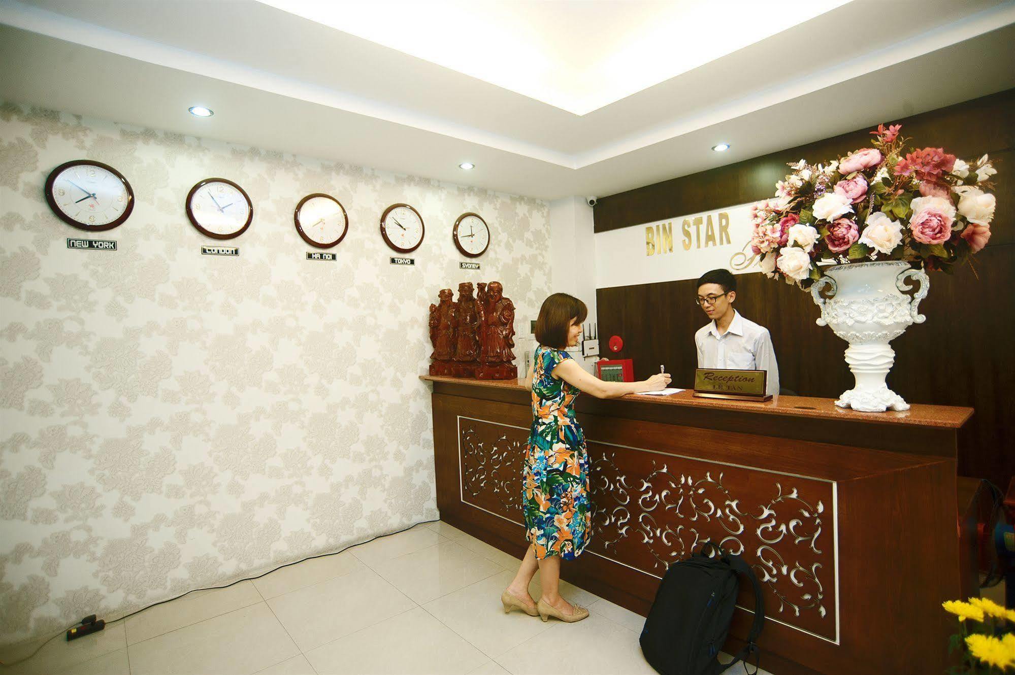 Bin Star Hotel Da Nang Esterno foto