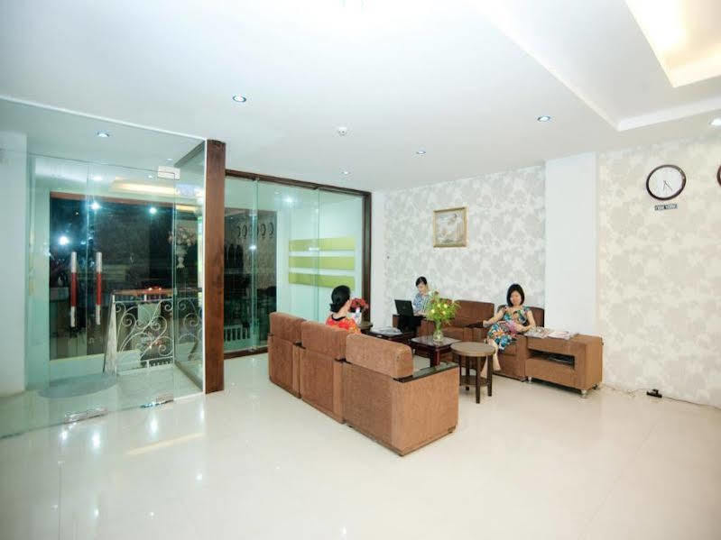 Bin Star Hotel Da Nang Esterno foto